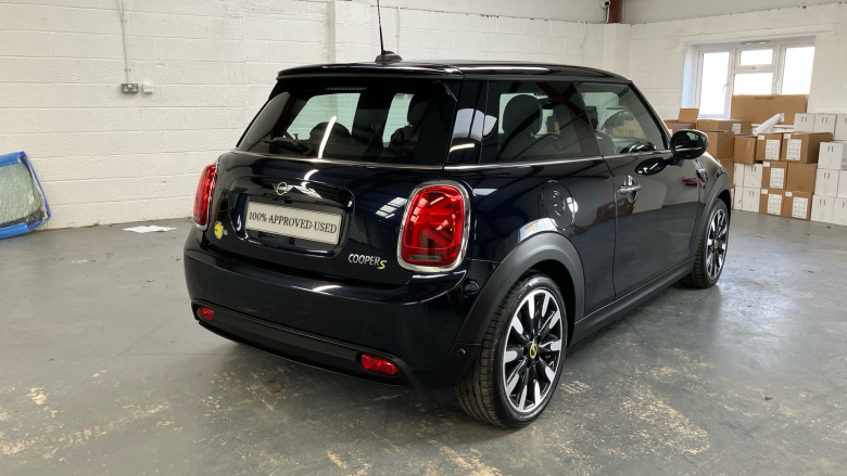 MINI Hatchback 1.5 Cooper Exclusive II 5dr Auto Petrol Hatchback